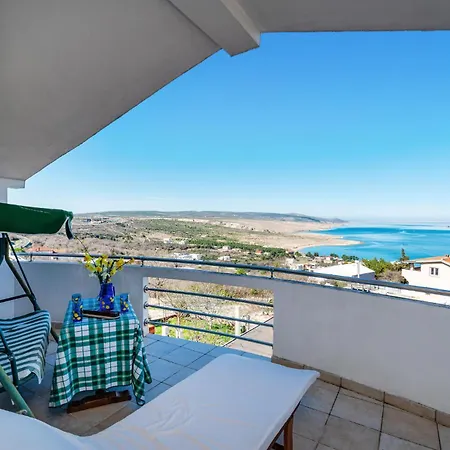 Holiday home In With House Sea View