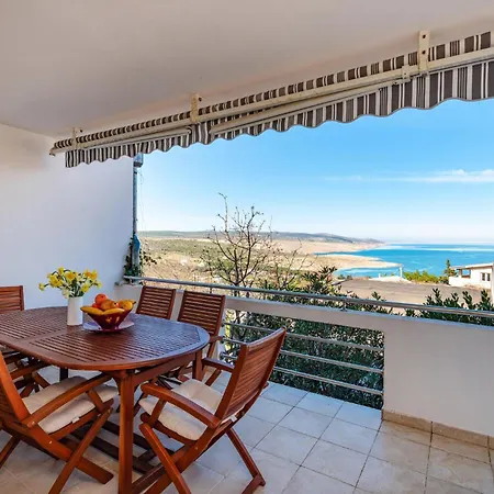 Holiday home In With House Sea View *